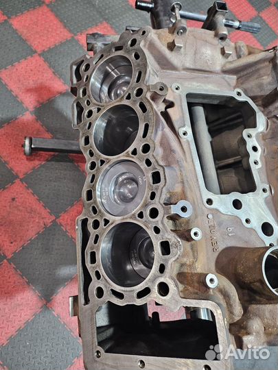 Шорт-блок мотор 448dt land Rover ремонт