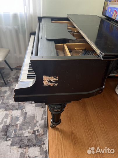 Продаю рояль