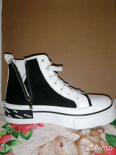 Кеды converse 39 частично б/у женские