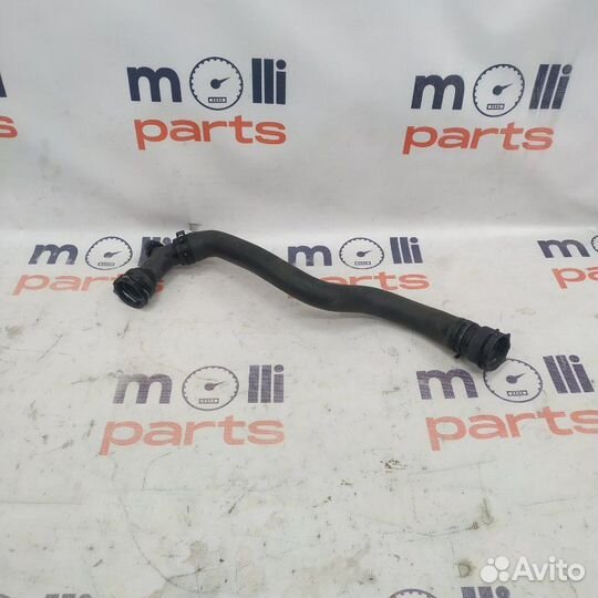 Патрубок системы охлаждения Audi A4 B9 2019