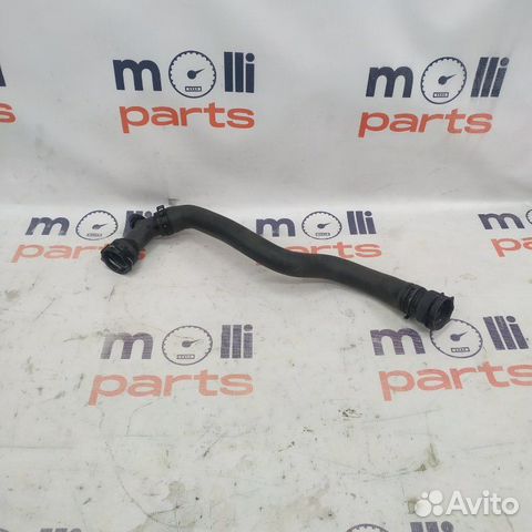 Патрубок системы охлаждения Audi A4 B9 2019