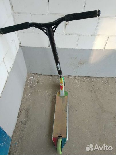 Трюковой самокат