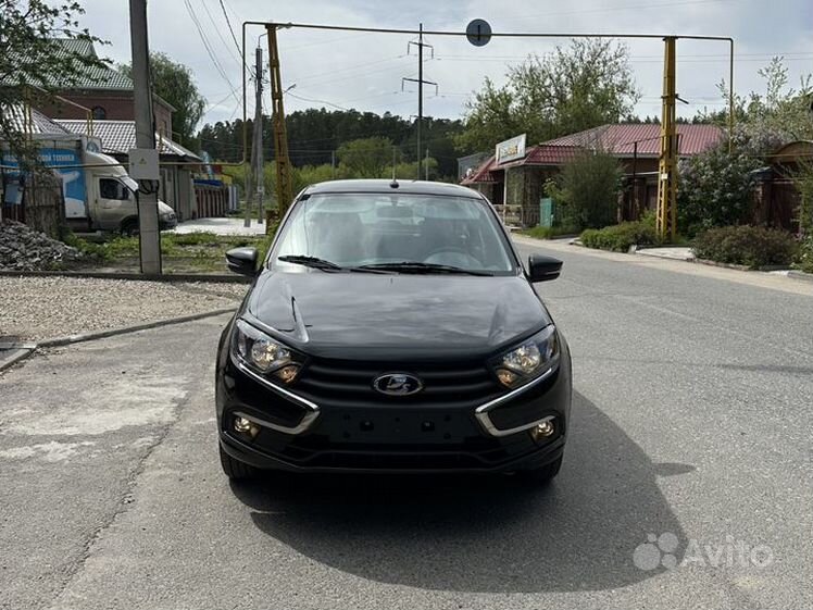 В Тольятти начали собирать liftback LADA Granta