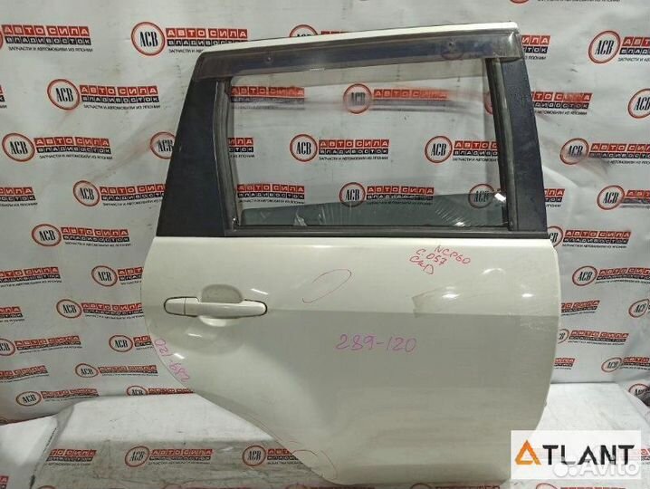 Дверь задний правый toyota IST