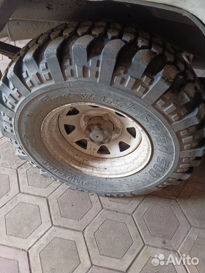 Forward Forward Safari 500 33 R15 и 10.5/35 R15