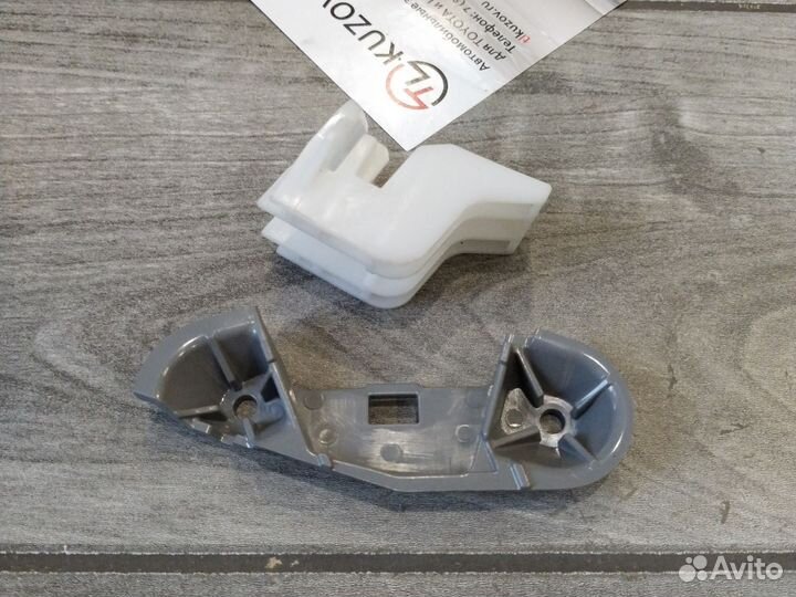 Крепления фонаря Камри 55 левая сторона Оригинал