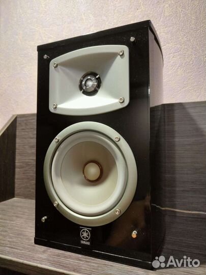 Колонки Yamaha NS-333 состояние новых