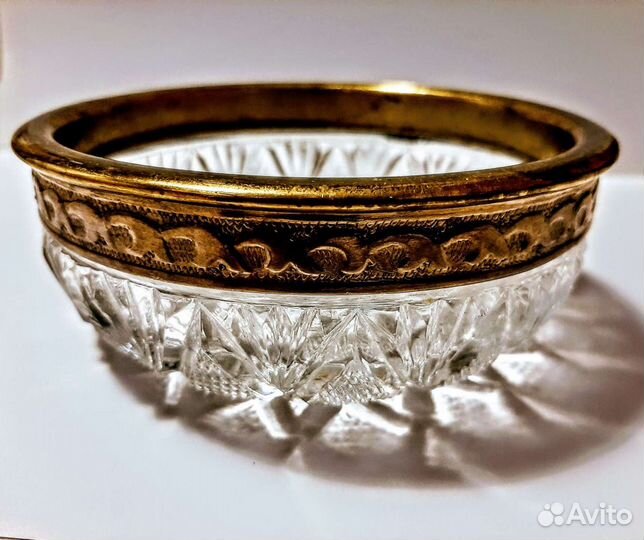 1.Графин. 2.Банки (стекло)