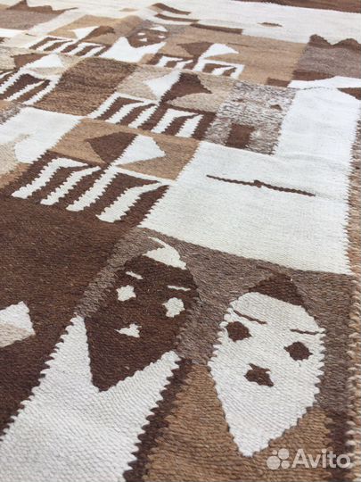 Ковер шерстяной