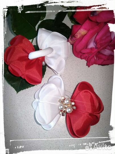 Классические бантики для волос красно-белые