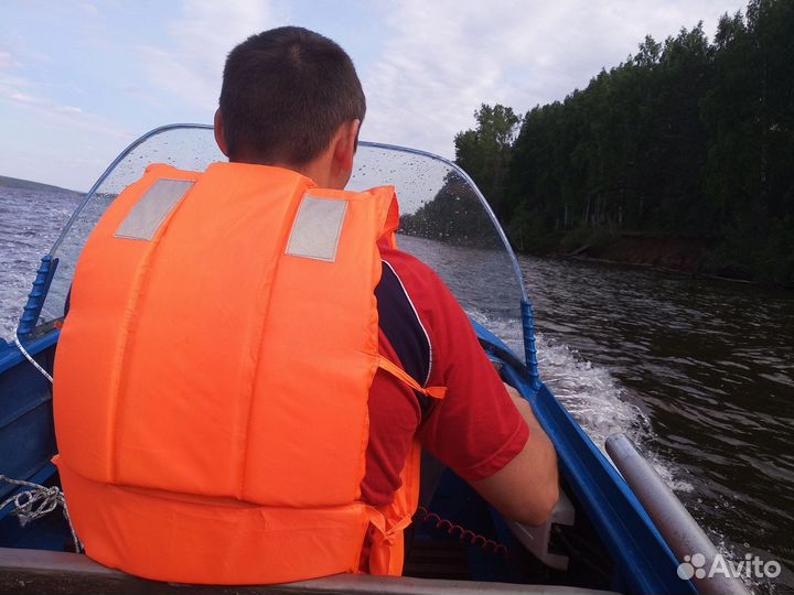 Продам лодку с мотором