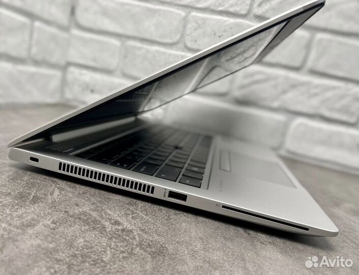 HP14 iPS / Core i5-8 gen / SSD 512Gb/ Ram 8Gb DDR4