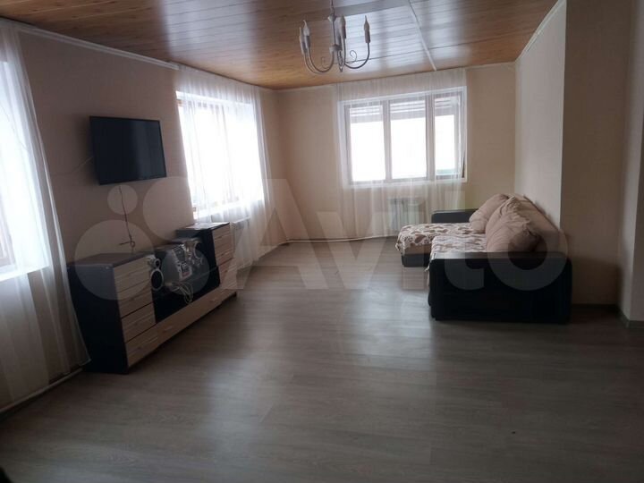 Дом 165 м² на участке 7 сот.