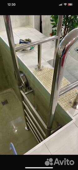 Лестница для бассейна из нержавейки