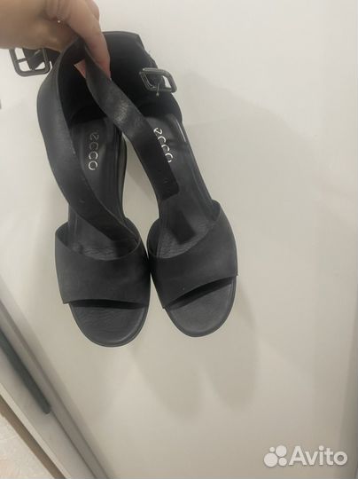 Босоножки ecco