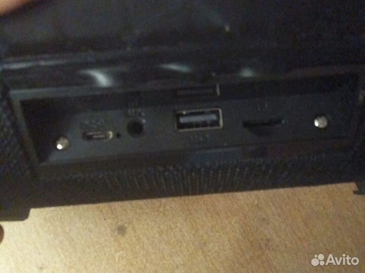 Портативная колонка bluetooth