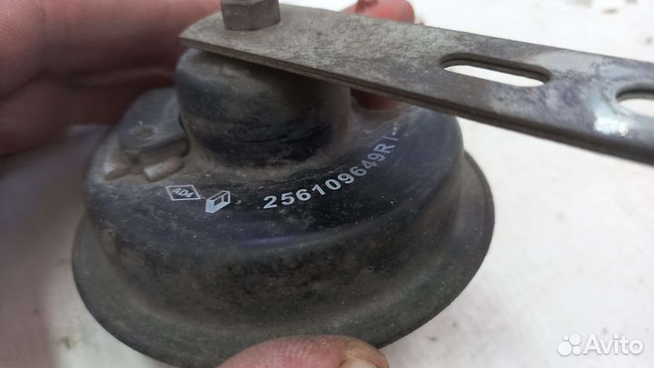 Звуковой сигнал Renault Logan 2