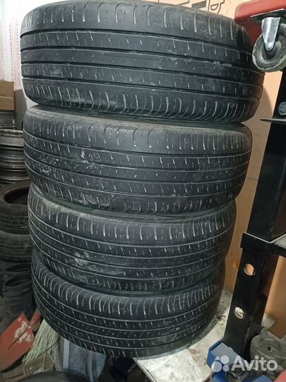 Kumho Solus SA01 Plus 215/60 R17