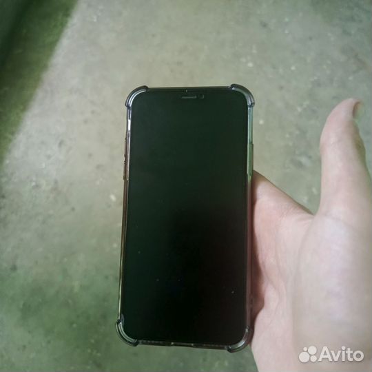 iPhone X, 64 ГБ