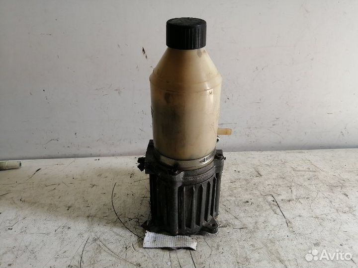 Насос гидроусилителя Opel Zafira минивэн дизель