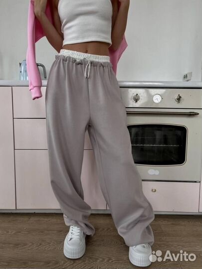 Костюм женский спортивный