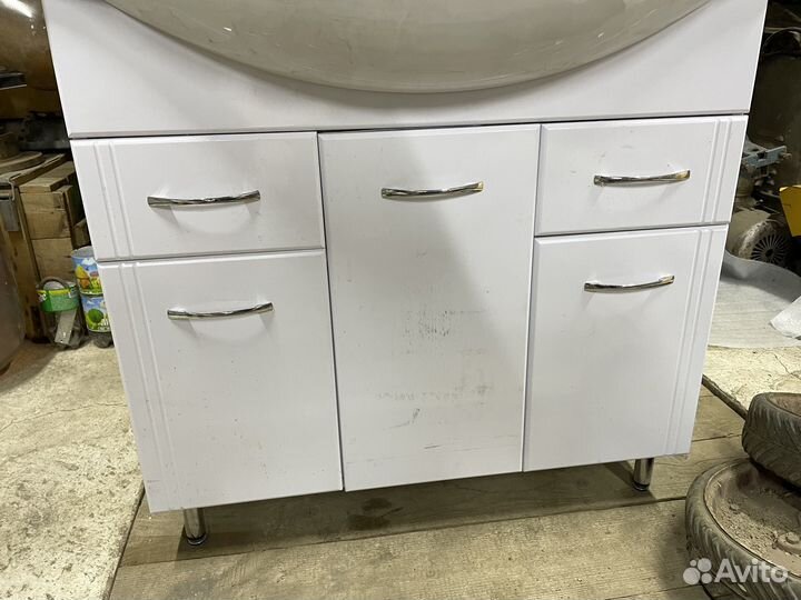 Тумба с раковиной