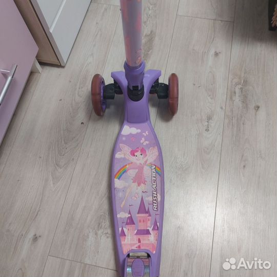 Самокат 3-х колесный