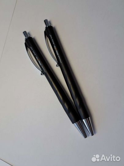 Шариковая ручка от Mary Kay