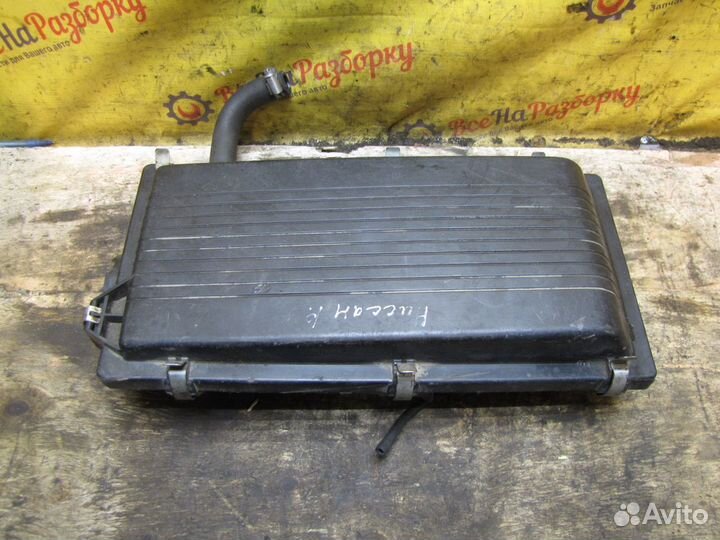 Корпус воздушного фильтра Nissan Primera P11