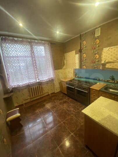 4-к. квартира, 81,6 м², 1/2 эт.