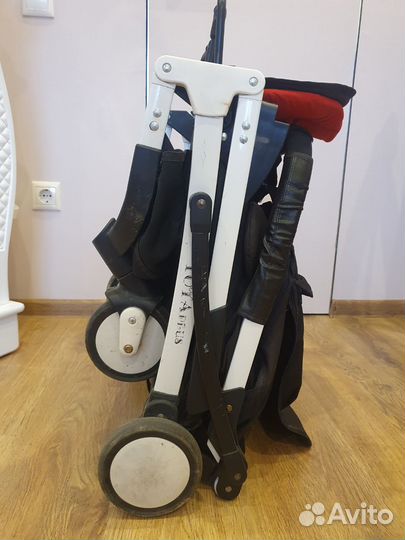 Коляска прогулочная yoya plus