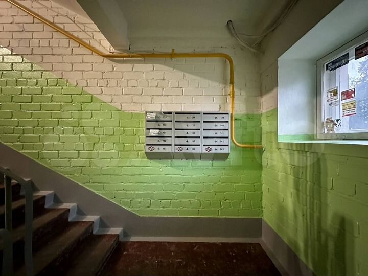 4-к. квартира, 81 м², 2/5 эт.