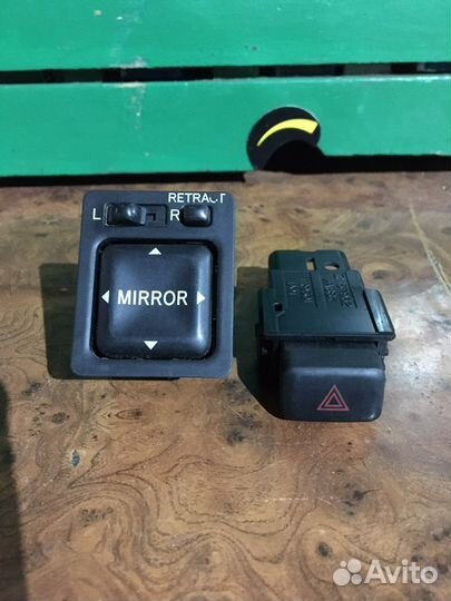 Блок управления зеркалами Toyota Chaser GX100