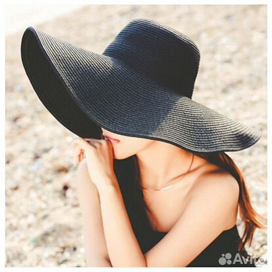 Соломенная шляпа с очень широкими полями Т1949