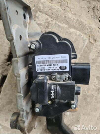 Педаль газа Land Rover Discovery 3 2005