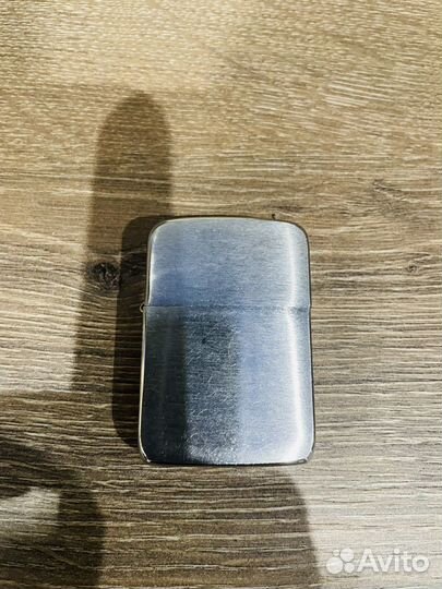 Зажигалка бензиновая zippo