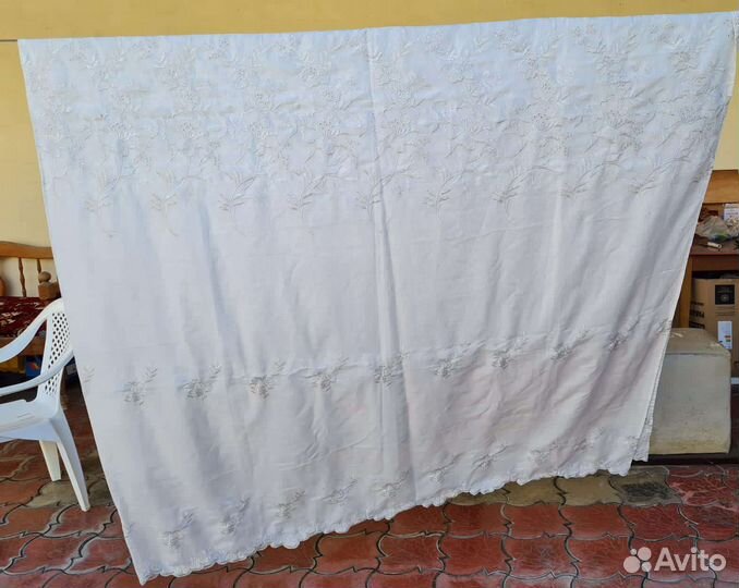 Тюль,стол,стулья,ковер