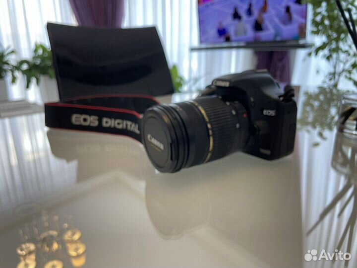 Зеркальный фотоаппарат Canon 500d