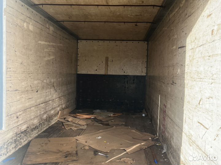 Изотермический фургон будка