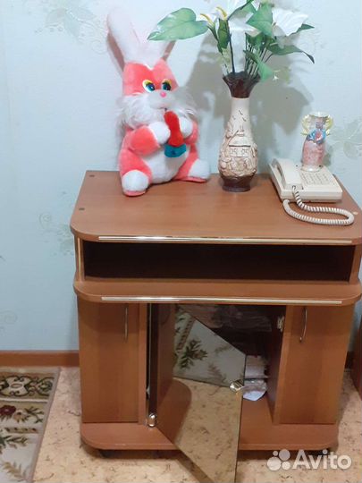 Тумбочка для телевизора