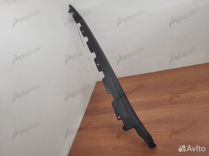 Молдинг лобового стекла правый Fiat Albea 02-12