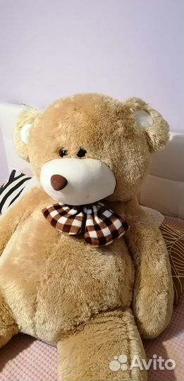 Плюшевый медведь