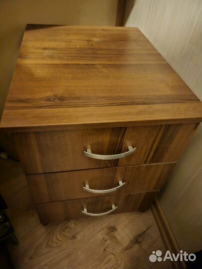 Тумбочка в отличном состоянии