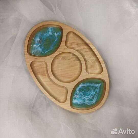 Менажница из дерева эпоксидной смолы