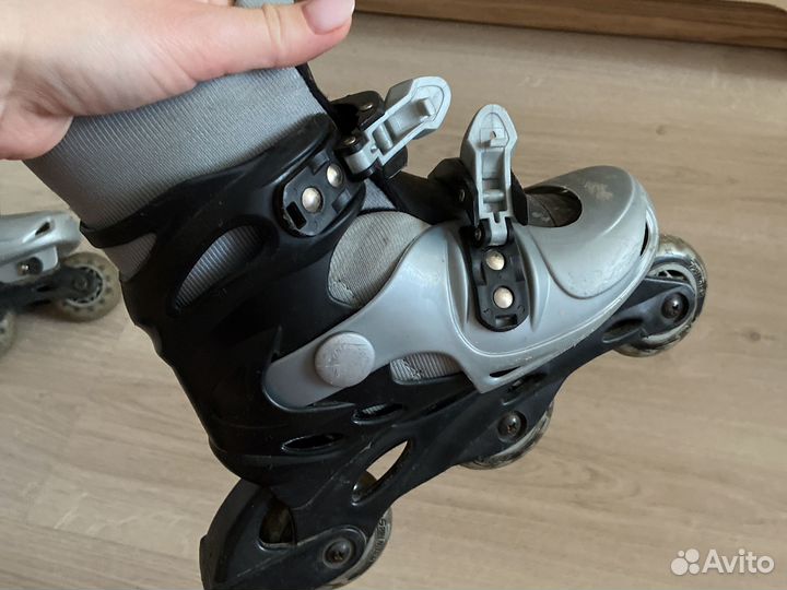 Роликовые коньки