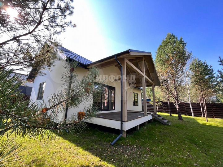 Коттедж 101,8 м² на участке 7,9 сот.