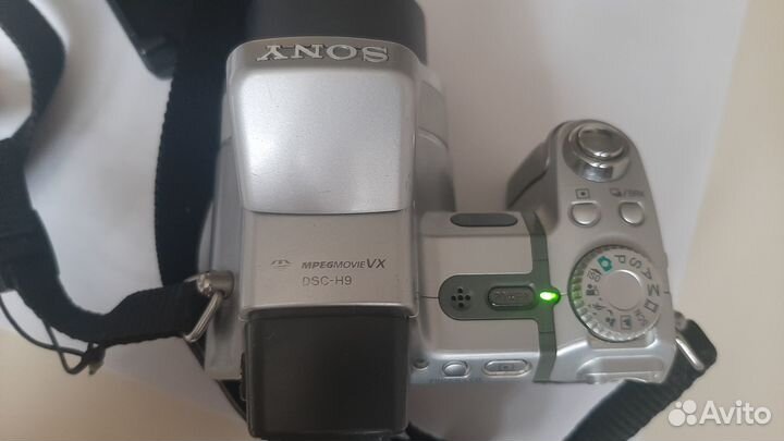 Цифровой фотоаппарат sony