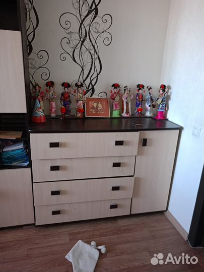 Стенка в гостиную