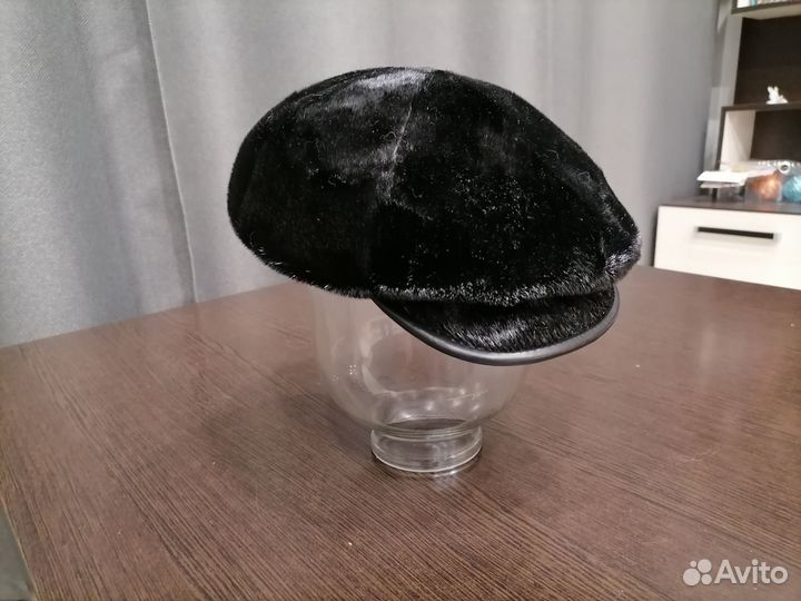 Меховая мужская кепка из меха нерпы размер 56
