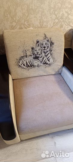 Продам два кресла